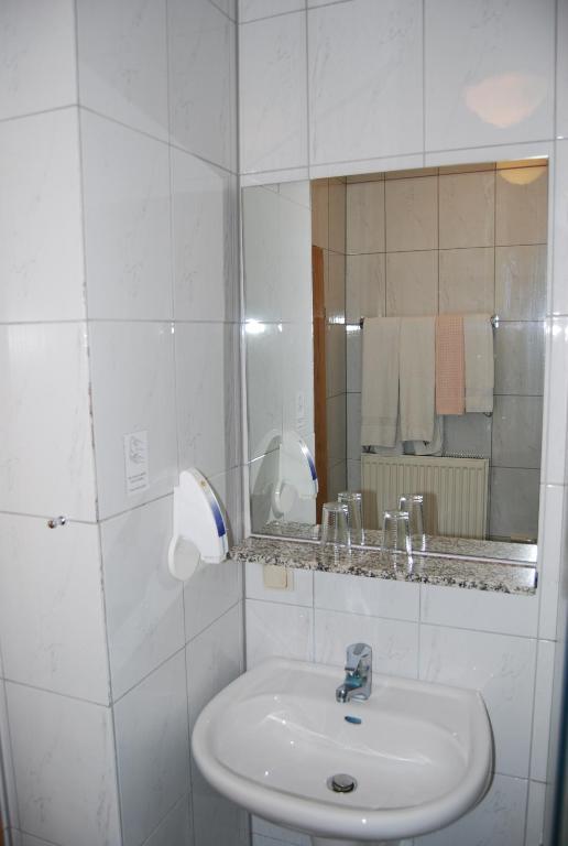 Nackenheim Landhotel St. Gereon חדר תמונה