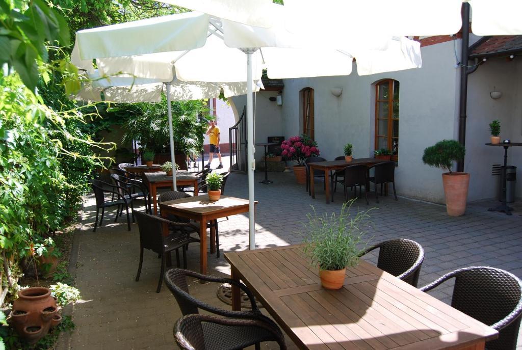 Nackenheim Landhotel St. Gereon מראה חיצוני תמונה